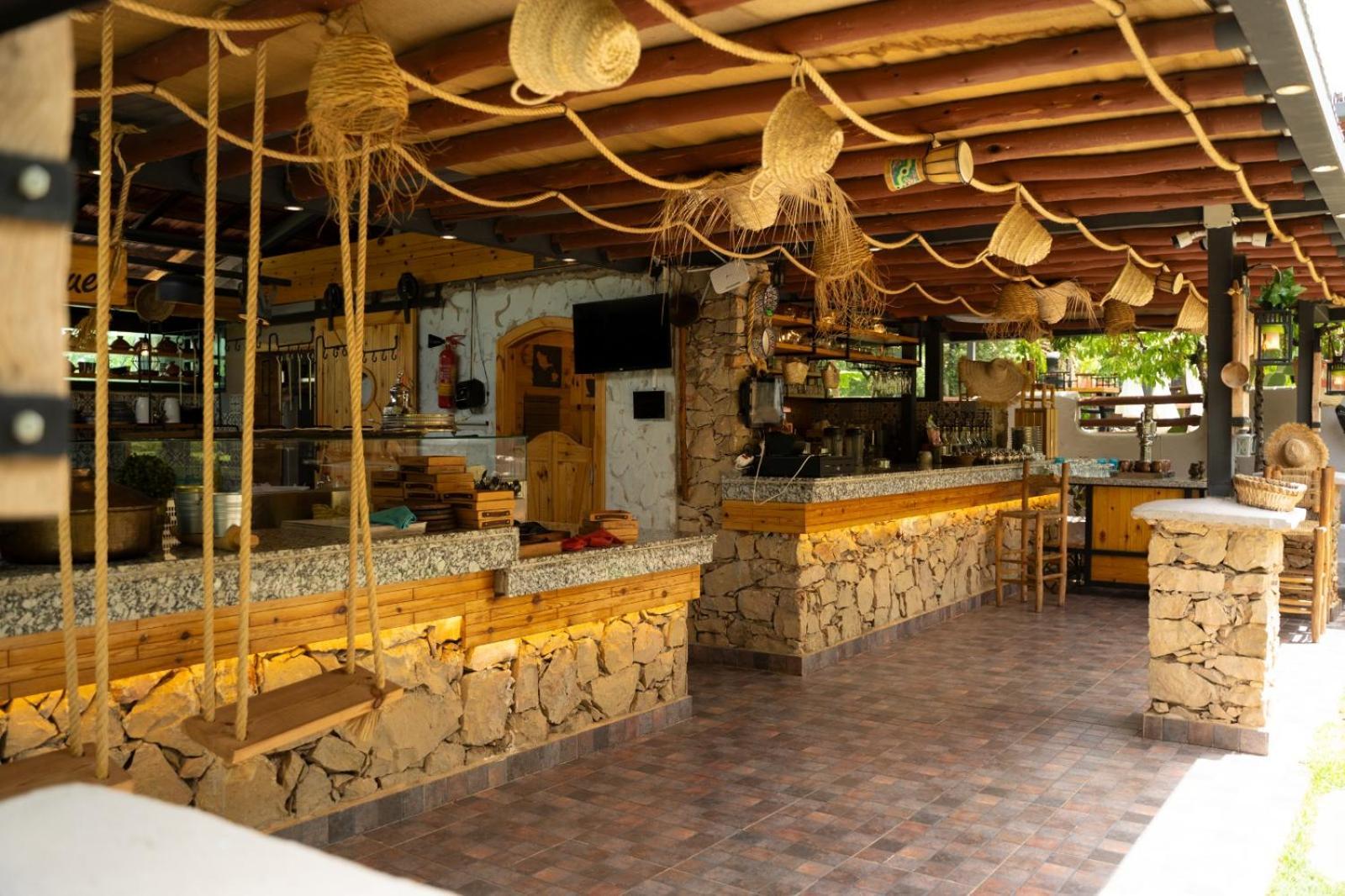 Riad Bella Montana Aïn Cheggag Esterno foto